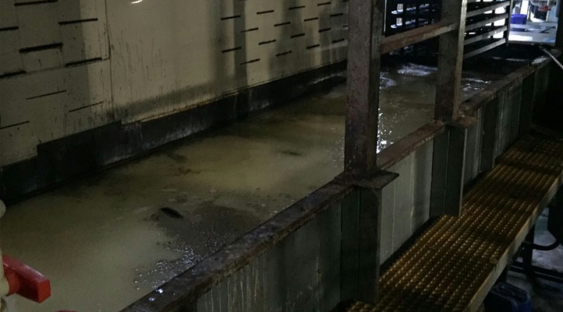 When using alkaline galvanizing additives for production, the use of zinc melting tank should pay attention to these 4 points