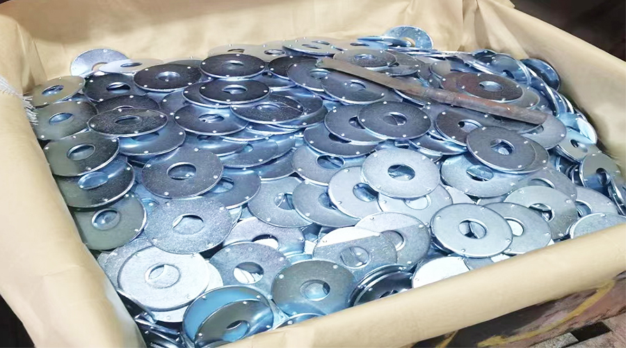 The plating speed on galvanized workpieces is slow, which is not necessarily due to excessive addition of alkaline zinc plating additives