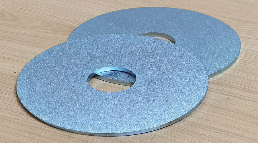 The alkaline zinc plating solution requires a high zinc-alkali concentration, so why not try this alkaline zinc plating additive